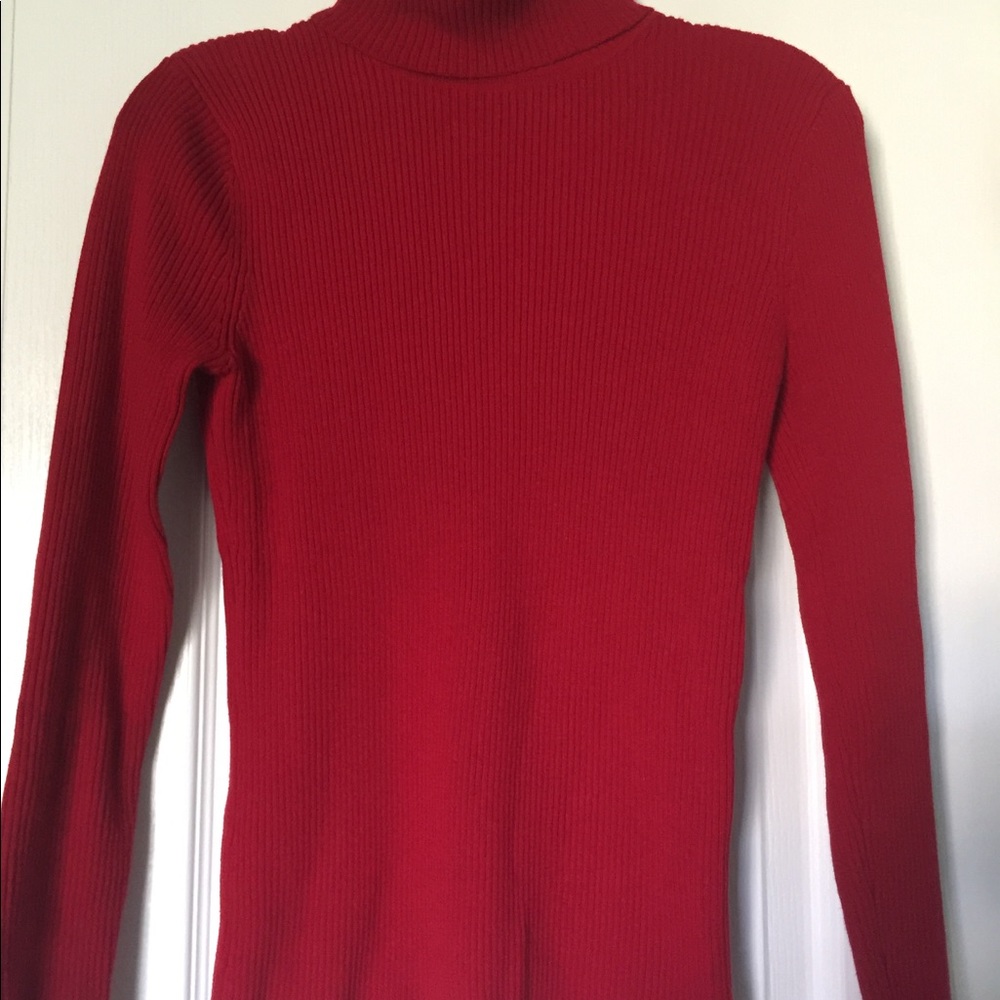 Sweater - Picture 2 of 4